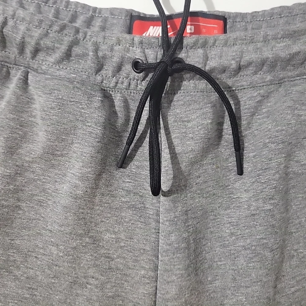 Nike Tech Pack Fleece Men's Shorts Grey Size XLarge - Picture 3 of 14